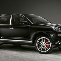 2008_Porsche_Cayenne-2