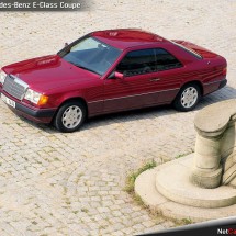Mercedes-Benz-E-Class_Coupe_1988_800x600_wallpaper_01