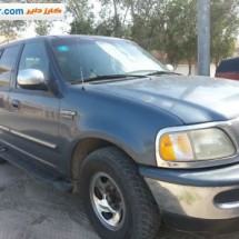 ford-expedition-1998-121529-1